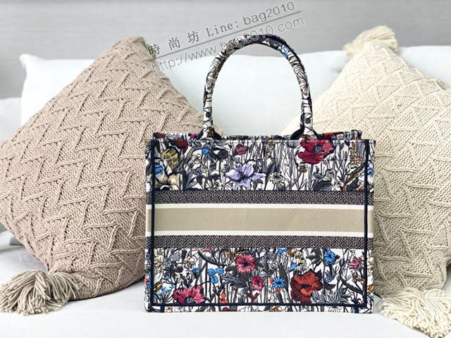 Dior女包 迪奧Book Tote繁花刺繡帆布托特包 Dior刺繡購物袋  dfk1768